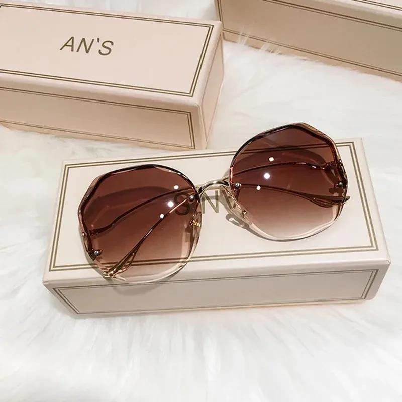 

Rimless Sunglasses Polygon Stylish Popular Women Men Shades Big Frame Round Shape Sun Glasses for Female Oculos Gradient Sunglasses