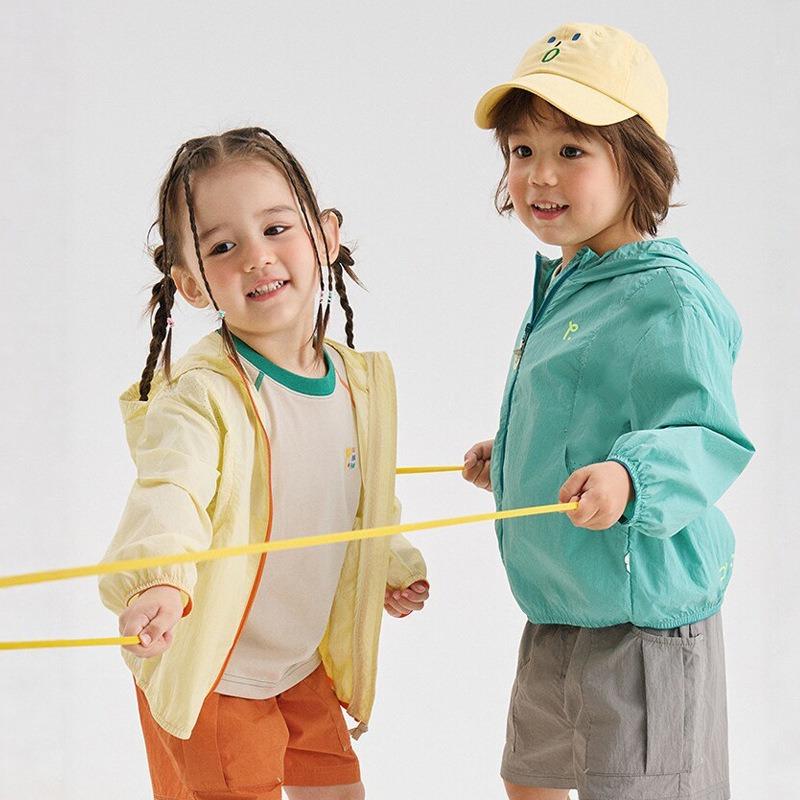 Unisex Lightweight Hooded Uv Protection Sunscreen Jacket For Kids And Parents
