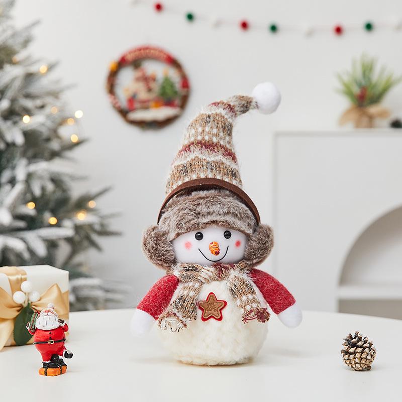 Christmas Snowman Plush Ornaments and Santa Doll Photo Props for Store Displays