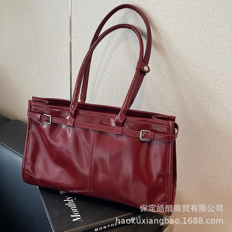 Handbag bag 2025 autumn and winter new light luxury niche high-end underarm bag tote bag single shoulder messenger commuter bag