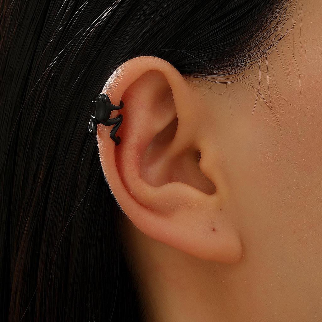Retro Gothic Skull & Spider Ear Bone Clip - No Piercing Needed