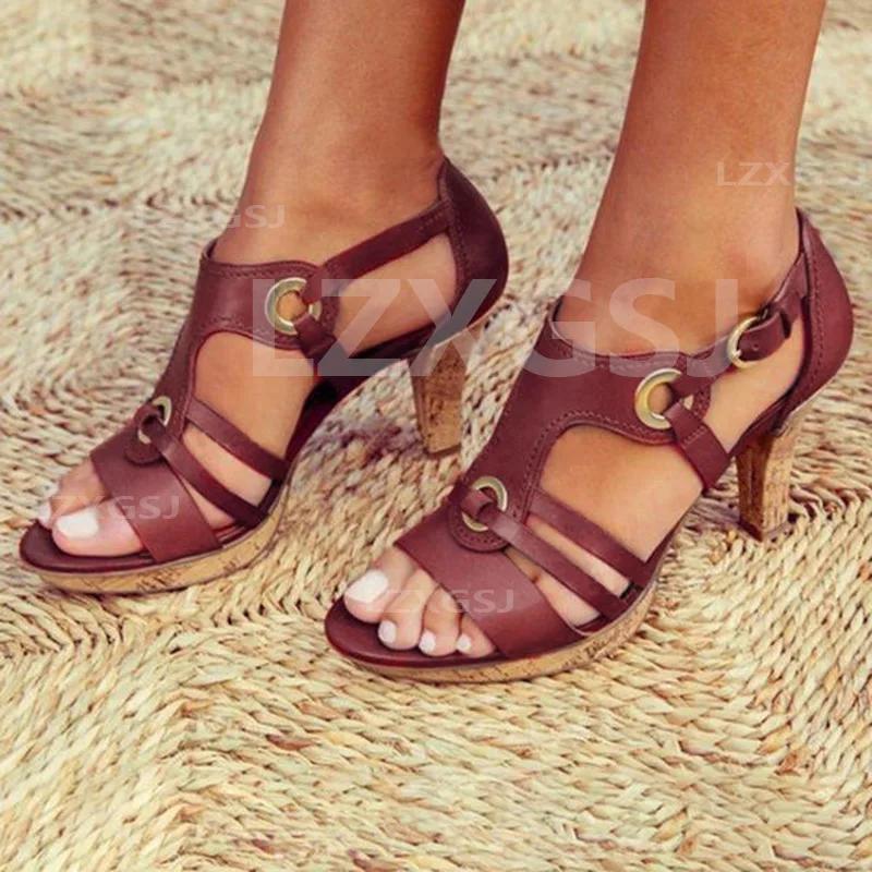 Fashion Summer New Shoes Women Sandals with Metal Decoration High Thick Heels Round Toe Women Plus Size 43 Fashionable Platform Sandals