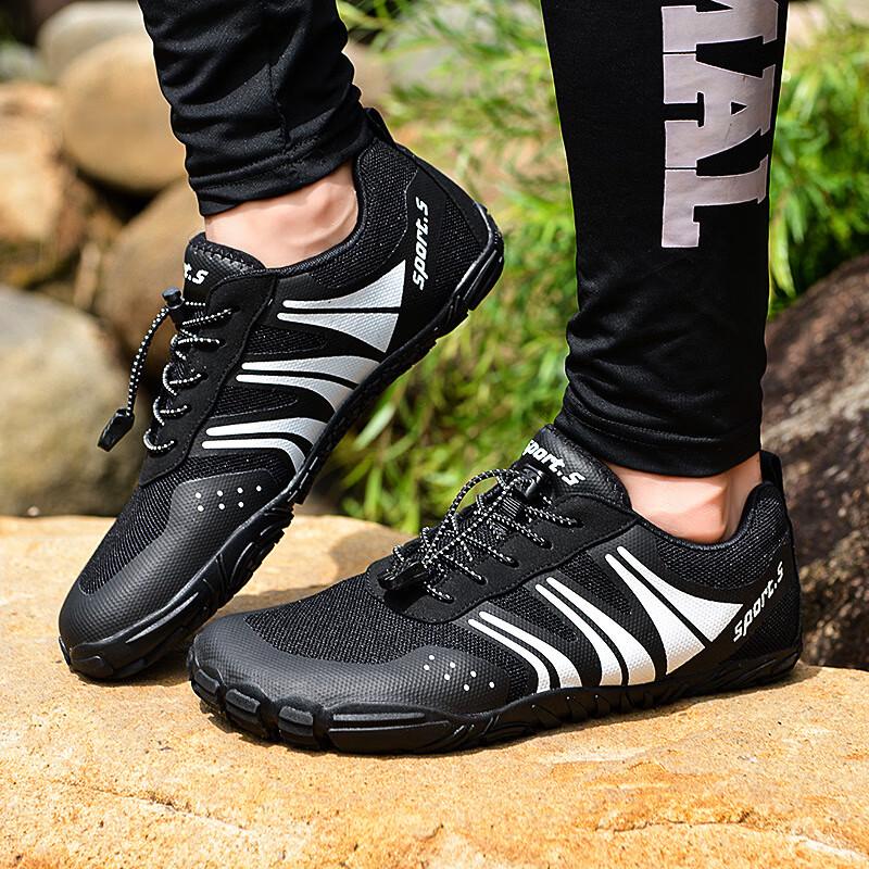 Norman Unisex Outdoor Aqua Shoes