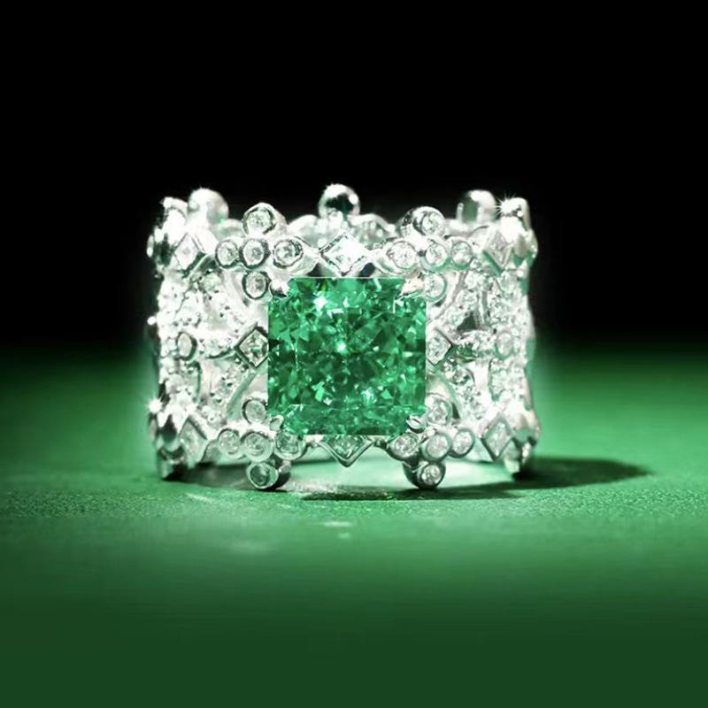 

Lulu Tong 2022 S925 Silver Lace Geometric Ring with 8 Carat Green High Carbon Diamond Size 5