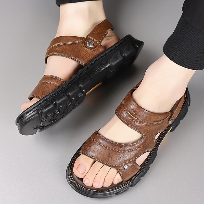 Men's Summer Massage Soft Sole Casual Beach Sandals Brand Comfortable Outdoor Refreshing and Breathable Thick Sole Beach Sandals
