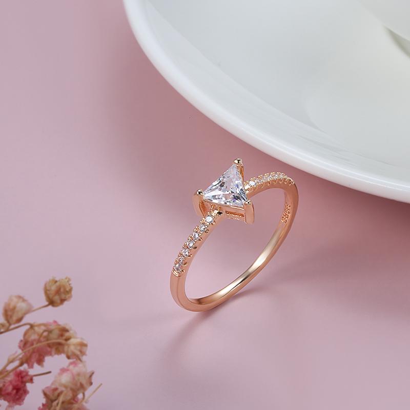 Kinel Triangle Natural Zircon Rings for Women Romantic Rose Gold Jewelry Gift