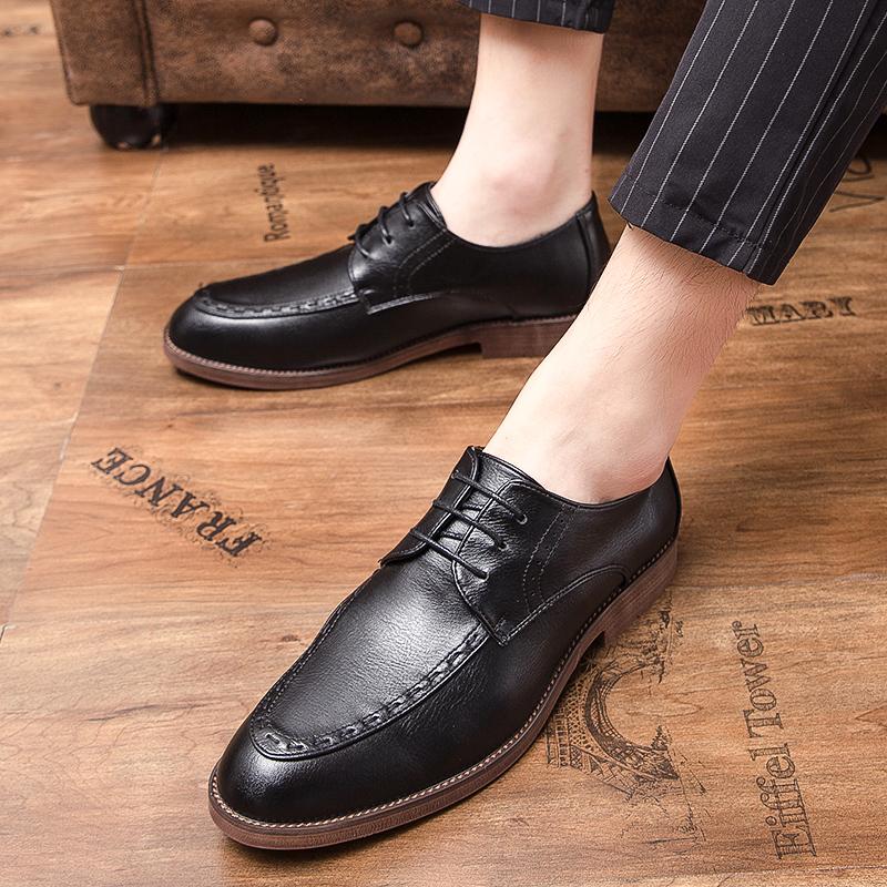 Hochwertige Formelle Schuhe Herren Klassische Business Britische Hochzeit Gesellschaftliche Lederschuhe Herren Brogue Herren Kleiderleder Herren Slipper