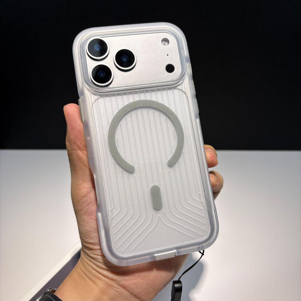 Luminous Magnetic Anti-slip Strip for Apple 17PROMAX iPhone16 Matte Soft Case