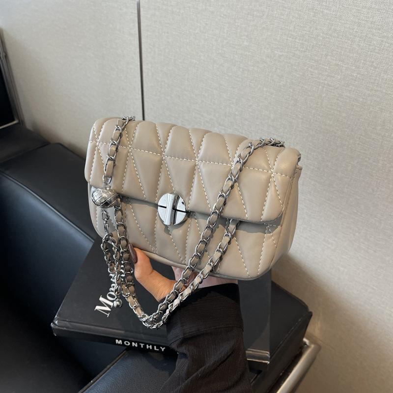 Today's popular small bag women's new summer versatile chain messenger bag shoulder small square bag