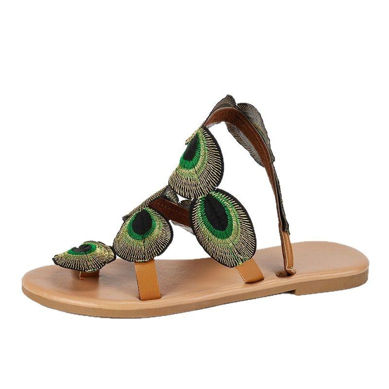 Women's Plus Size Spring Euro-American Sandals Flat Toe Loop Peacock Eye Feather Beach Slip-On Shoes