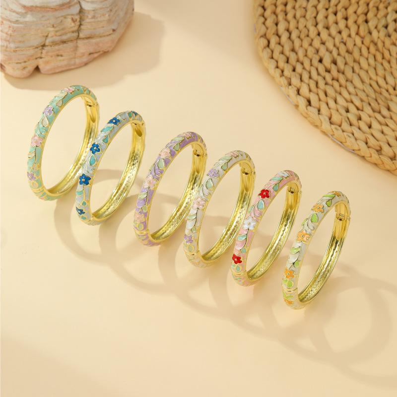 Vintage Cloisonne Enamel Bangle Gold Plated Hinged Colorful Floral Anti Tarnish Jewelry for Women Party Accessory