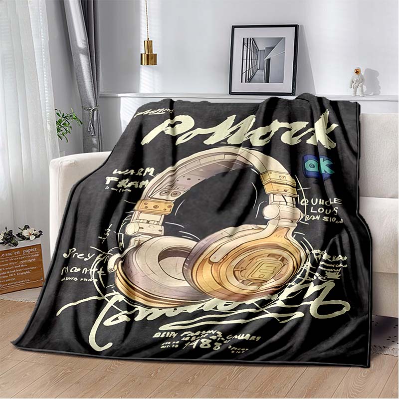 Vintage "I Love Music" Print Flannel Blanket, Retro Headphone & Heart Throw Blanket