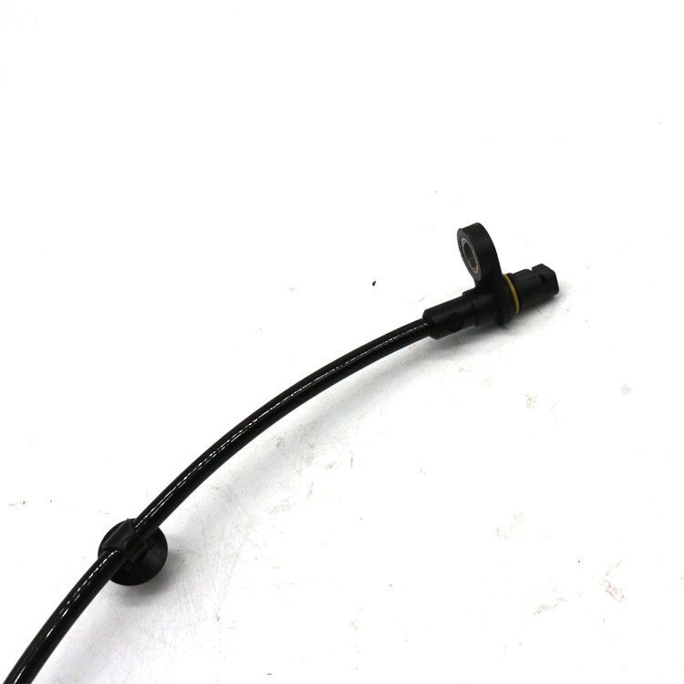 Auto parts High quality for  Dongfeng DFM Fengshen A30 AX3 front and rear wheel speed sensor ABS speed sensor front left