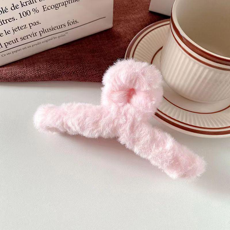 Plysch Hårklo: Söt, Fluffig & Stor för Höst och Vinter