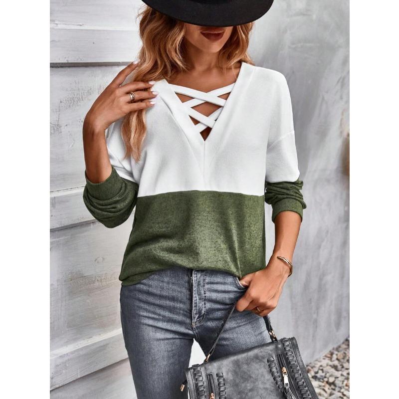 

Autumn and Winter V-neck Cross-color Splicing Top with Dropped Shoulder Sleeves Casual Women s T-shirts S