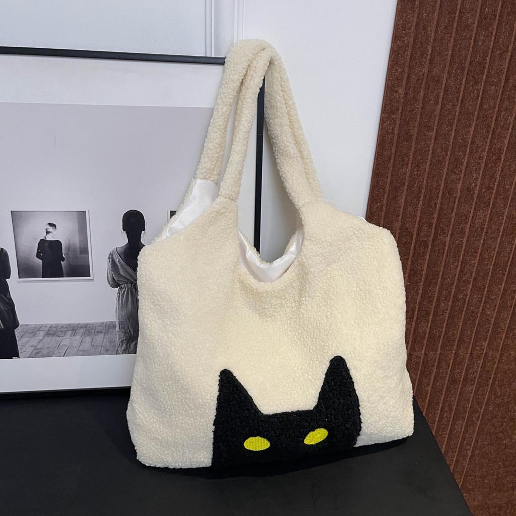 New Plush Cartoon Cat Niche High-end Sense Large Capacity Women's Commuting Shoulder Tote Bag