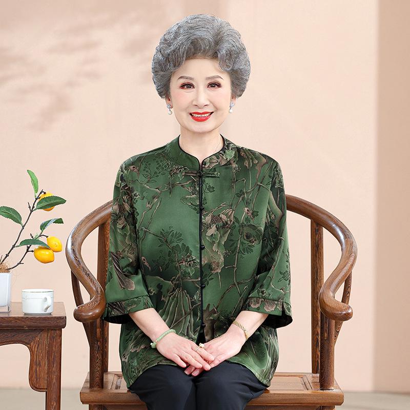 

Grandma s Summer Silk Seven-Sleeve Shirt - New Chinese Style for Middle-Aged & Elderly Women 4XL (135-150 jin) зелёный