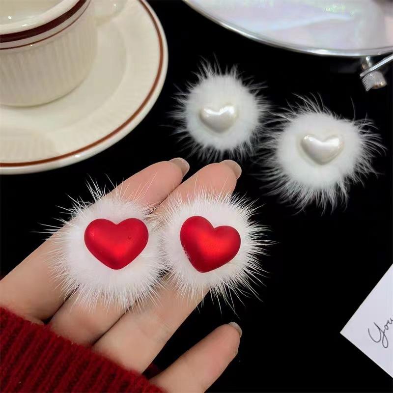 111 Silver Needle Fashion Design Mink Hair Super Fairy Plush Earrings Autumn and Winter Gentle Versatile Temperament Stud Earrings Women's Earrings