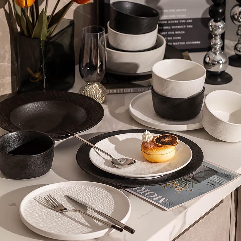 KANGQIN Underglaze Ceramic Dinnerware Gift Set 8-person 35-piece gift set