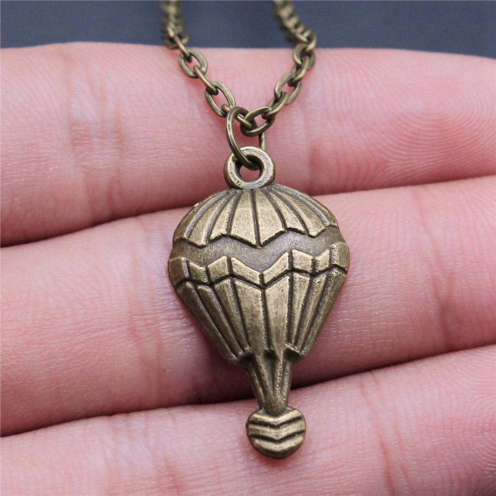 Halskette am Hals 43cm Kette Raumfahrt Reise Kinderschmuck Materialien QN066