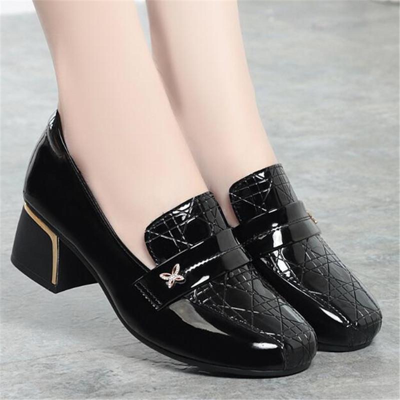 High Quality Pumps for Women Solid Color Thick Heel Soft Leather Shoes Patent Leather British Woman Round Toe High Heels Shoes
