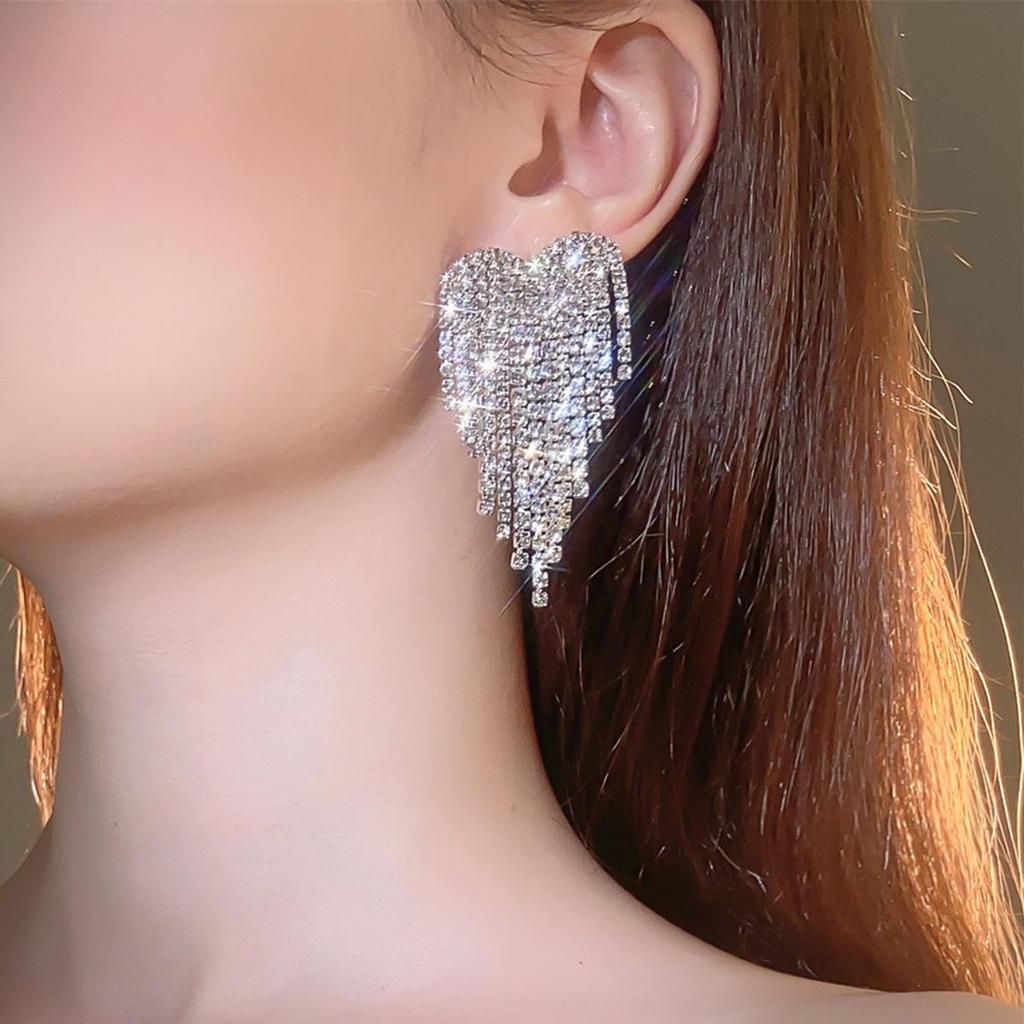 Valentine's Day Gradient Heart Rhinestone Tassel Earrings – Elegant Women's Stud Earrings
