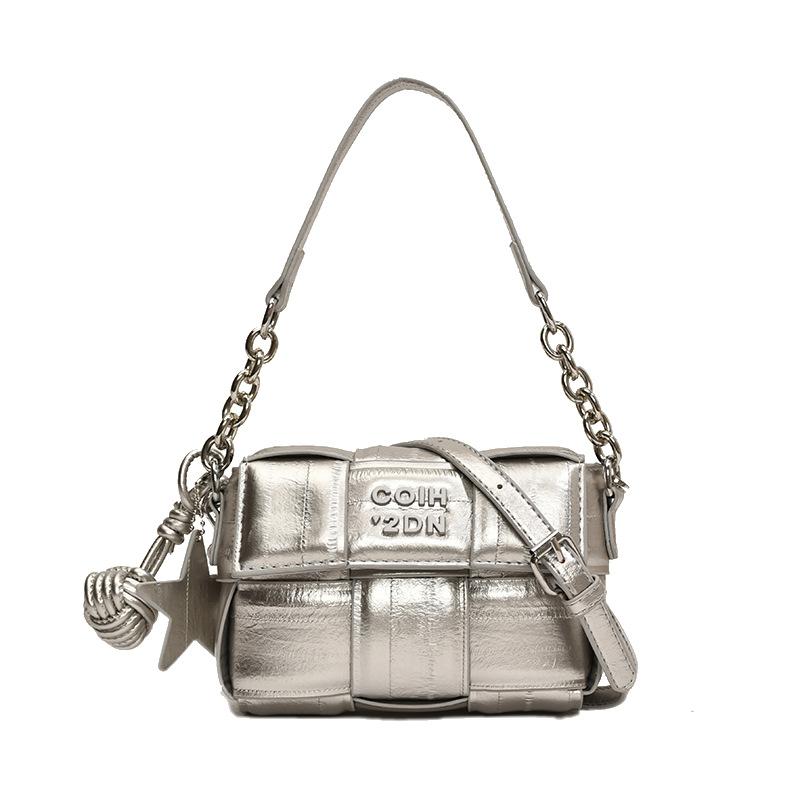 Sliver Square Bag 2026 Fashi Versatile Silver Shoulder Crossbody Bag Female Travel Shopping Bags Luxury Mobile Phe Bag