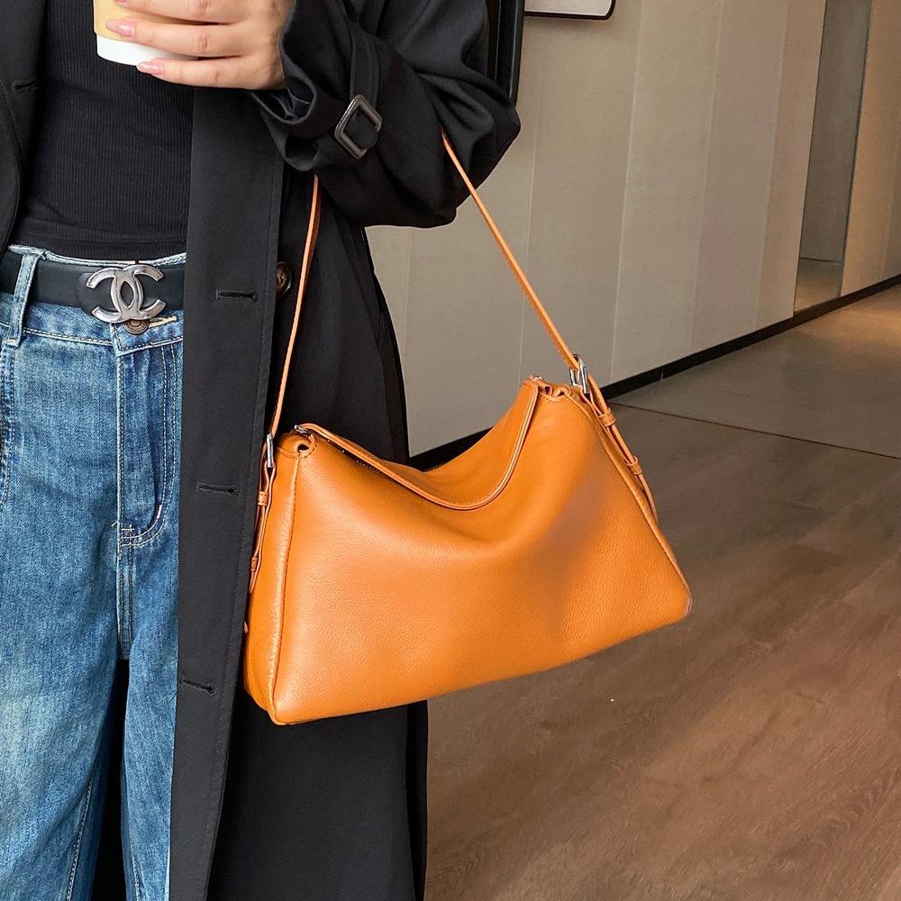 2026 New Women's Top-Grain Leather Hobo Shoulder Bag Vintage Bowling Tote,Large Capacity Office Crossbody Premium Craftsmanship