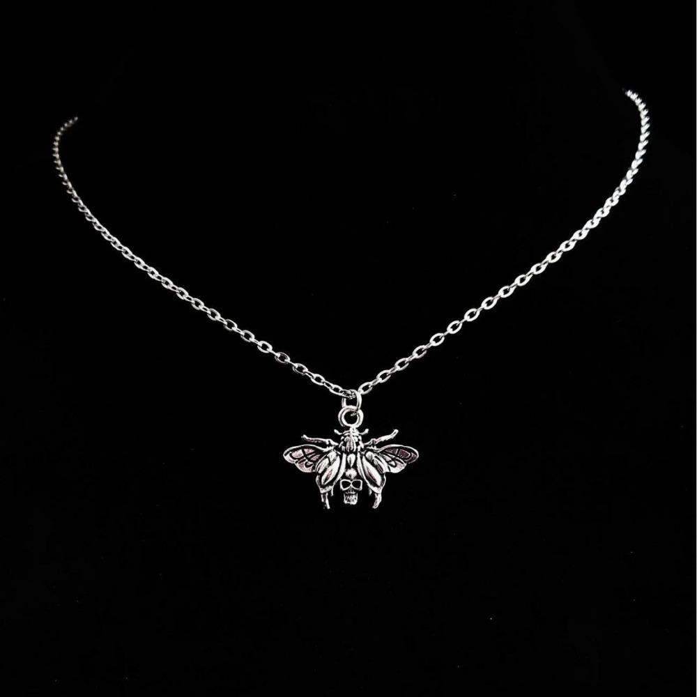 Gothic Oxidized Silver Stainless Steel Exquisite Moth Skull Pendant Necklace for Woman Men Insect Animal Witchcraft Jewelry Gift