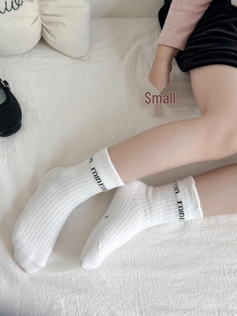 Дитячі осінні шкарпетки до середини гомілки з мультяшними горошками - Універсальний корейський стиль для хлопчиків та дівчаток