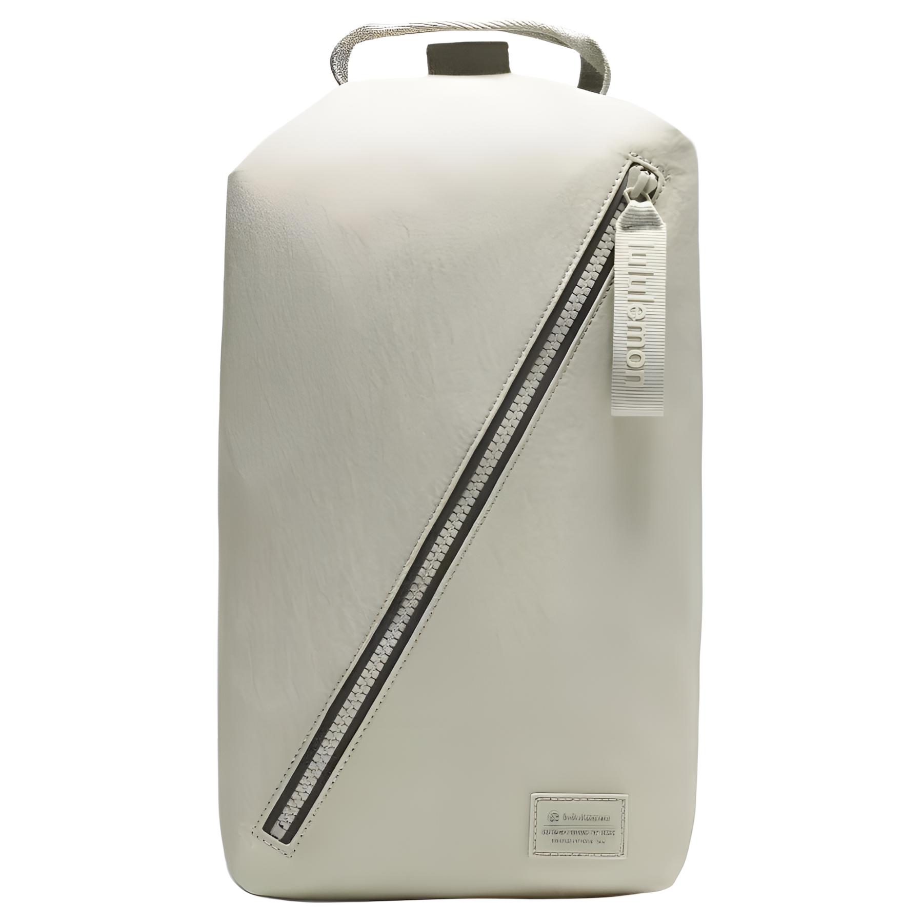 Lululemon Fast Track 9L Detachable Adjustable
