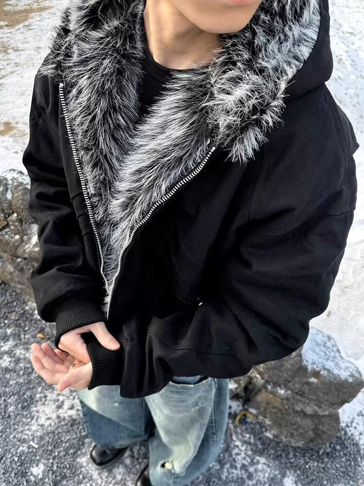 Men's Winter Mountain Eagle Cotton Padded Jacket with Imitation Rabbit Fur and Shark Gill Design.