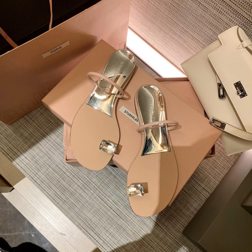 Grape Mother Studiolee~ Summer with Rhinestones, Pigeon Eggs Increase In Height, Toes, Flat Bottom, Cool Slippers, Women's Fashion Outside