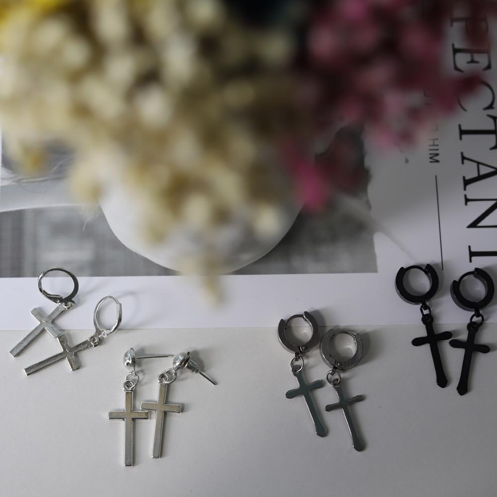 Mode Herren Edelstahl Kreuz Anhänger Knorpel Hängeohrringe Punk Zirkon für Coole Frauen Mädchen Freundschaftsgeschenke