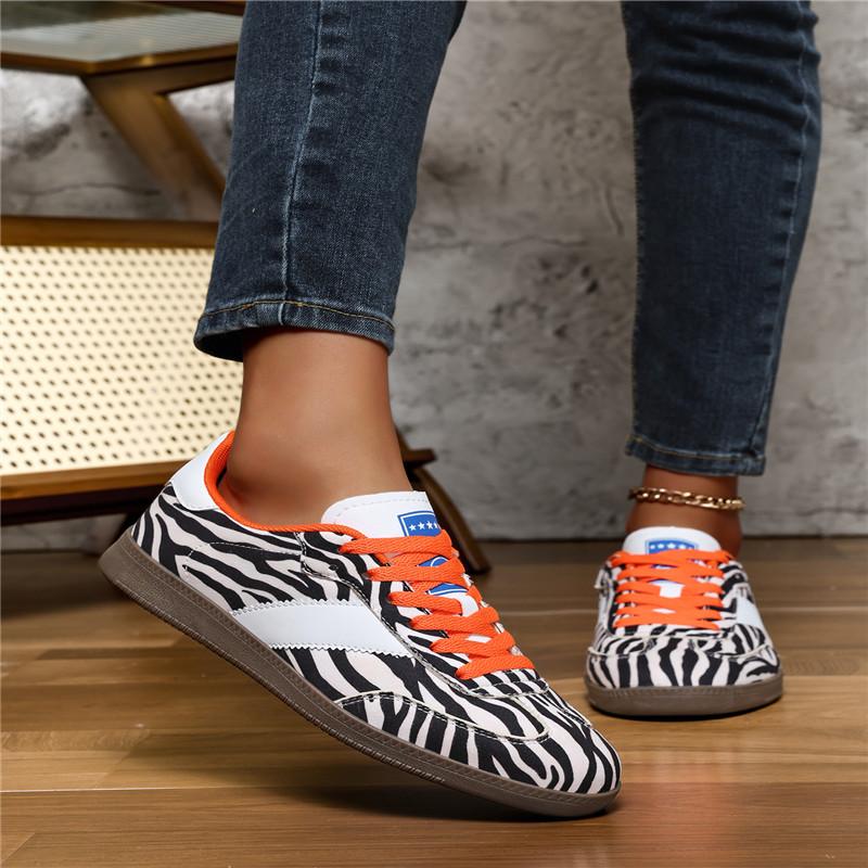 Leopard Print Shoes Woman Retro Trainers Casual Sneakers Women Trends 2025 Women's Skateboard Shoes Designer zapatillas de mujer