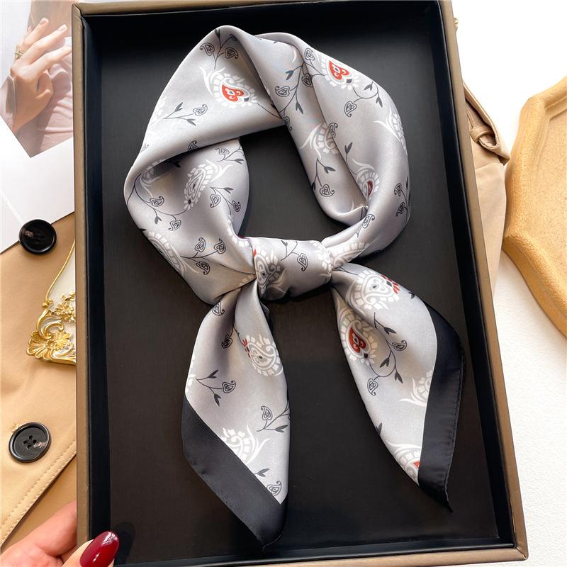 Luxury Brand Flower Print Square Scarf Women's Imitation Silk Scarf Casual Versatile Decoration Small Neck Scarf 70CMx70CM