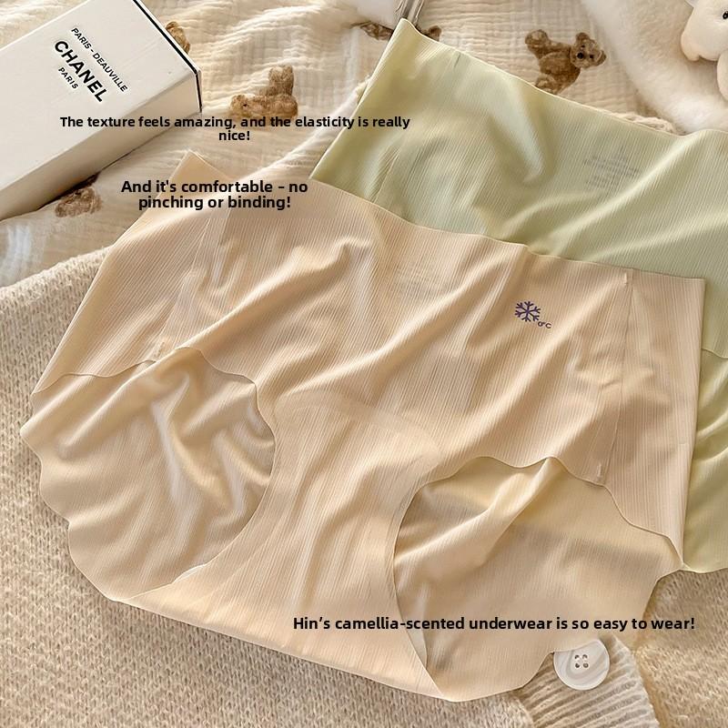Plus Size Lady Spring and Summer Camellia Fragrance Without Trace Ice Silk 10A Antibacterial Extended Crotch Triangle Briefs