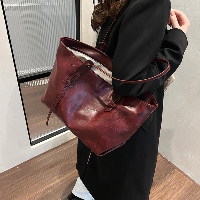 Premium sense simple and versatile shoulder tote commuter bag large-capacity bag women's autumn and winter new fashion women's bag