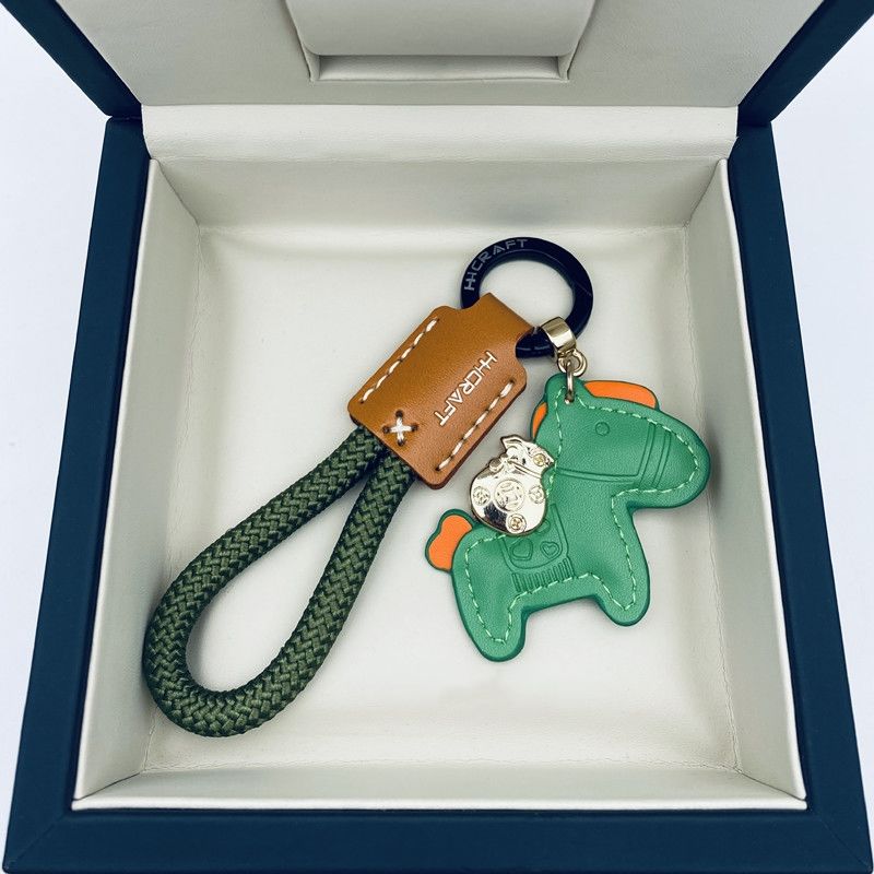 Handmade Leather Car Key Chain Pendant, Exquisite and Simple, Personalized Key Chain Rope for Men and Women