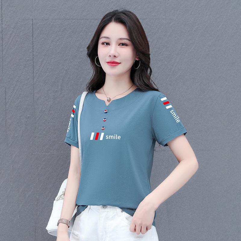 Women's V-Neck Cotton T-Shirt: 2025 Summer Fashion for Middle-Aged Mothers - Stylish, Short-Sleeved, and Hot-Selling.