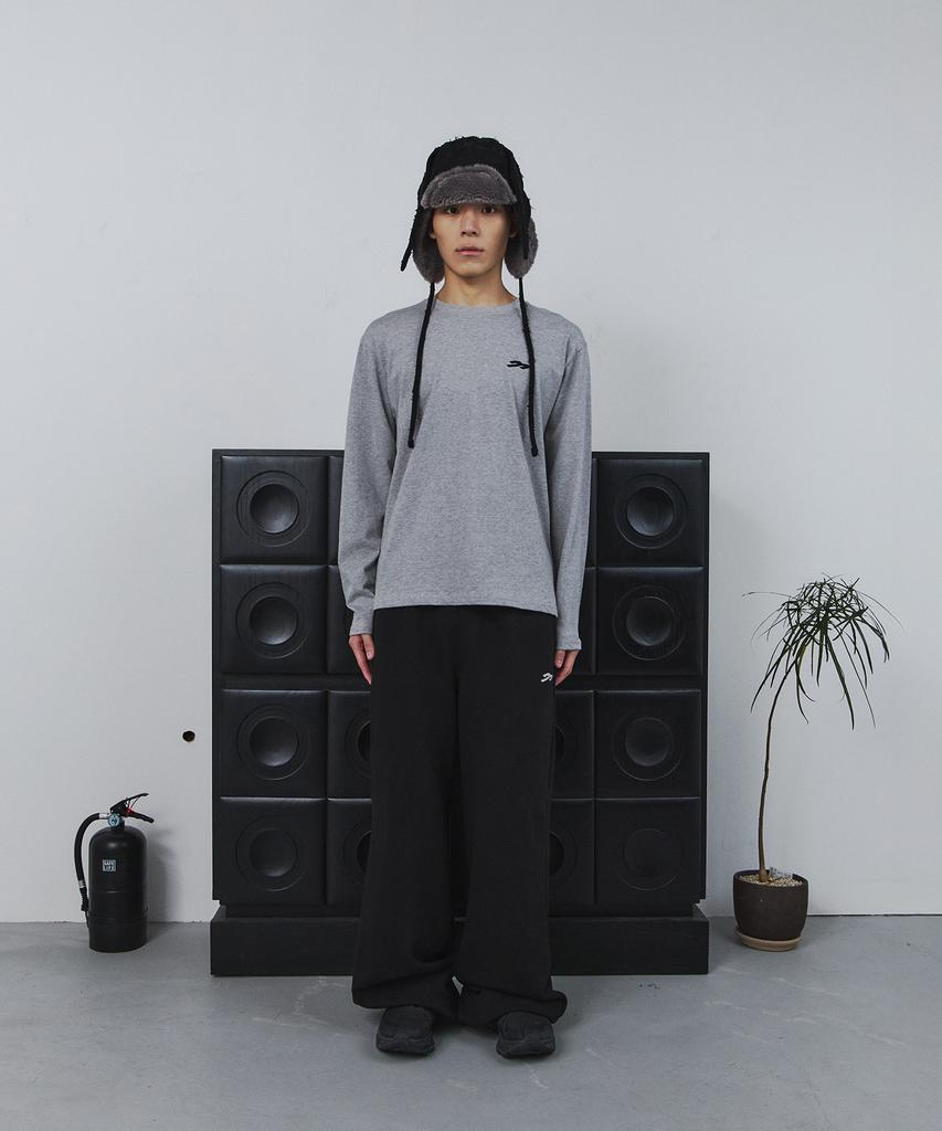 Tansanmageunesyum Pony Hotfix Long Sleeve (Gray)
