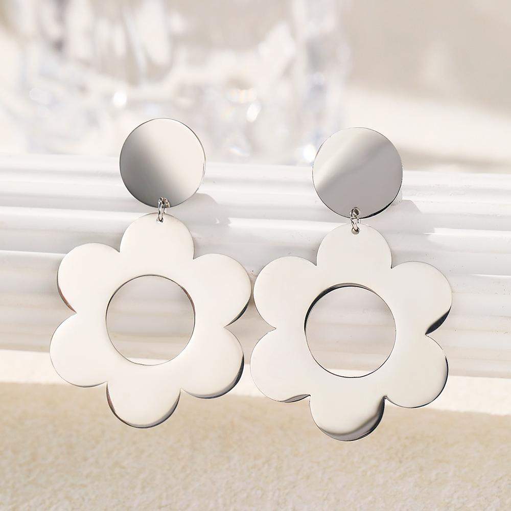 Stainless Steel Earrings Simple Style Symmetrical Circle Flower Design New Fashion Earrings For Women Zircon  Atmospheric Gifts
