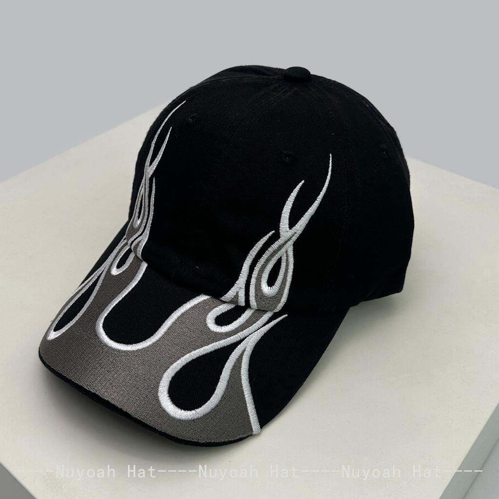 And Women American Niche Style Embroidered Flame Double-Edged Blade Baseball Caps Sun Protection Personalized All-Match Peaked Hats Fashion Latest