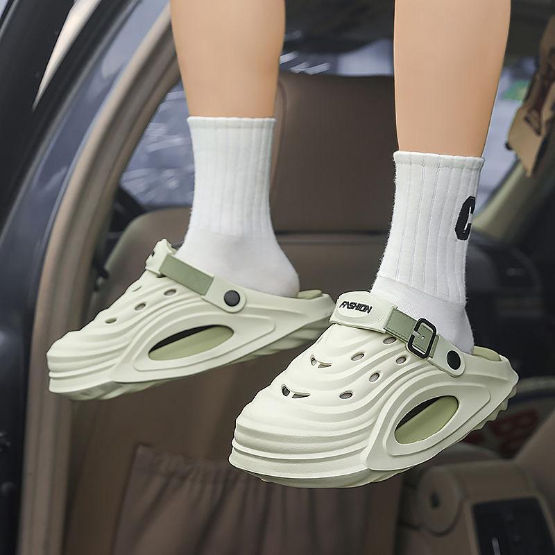 Fashion Shevalues 2025 New Men's Slippers EVA Soft Sole Comfortable Male Hole Shoes Outdoor Leisure Beach Slides Fashion Summer Sandals