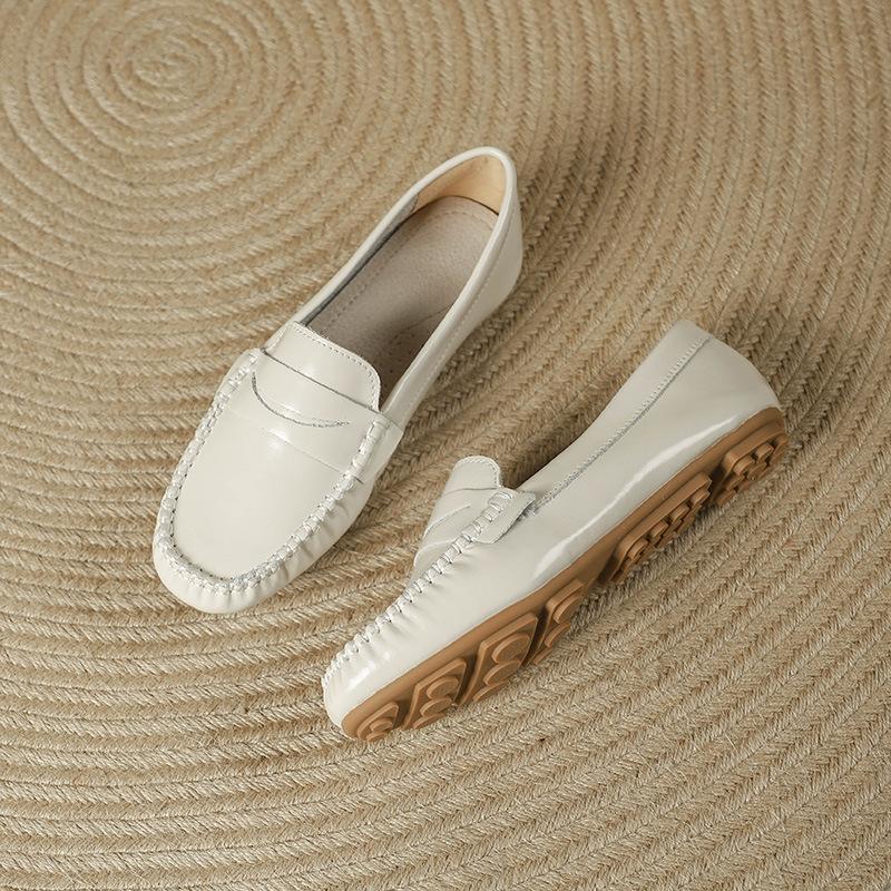 Spring Autumn Cow Leather Flats Shoes Woman Round Toe Slip On Loafers Comfy Ladies Work Shoes Genuine Leather Moccasins Women