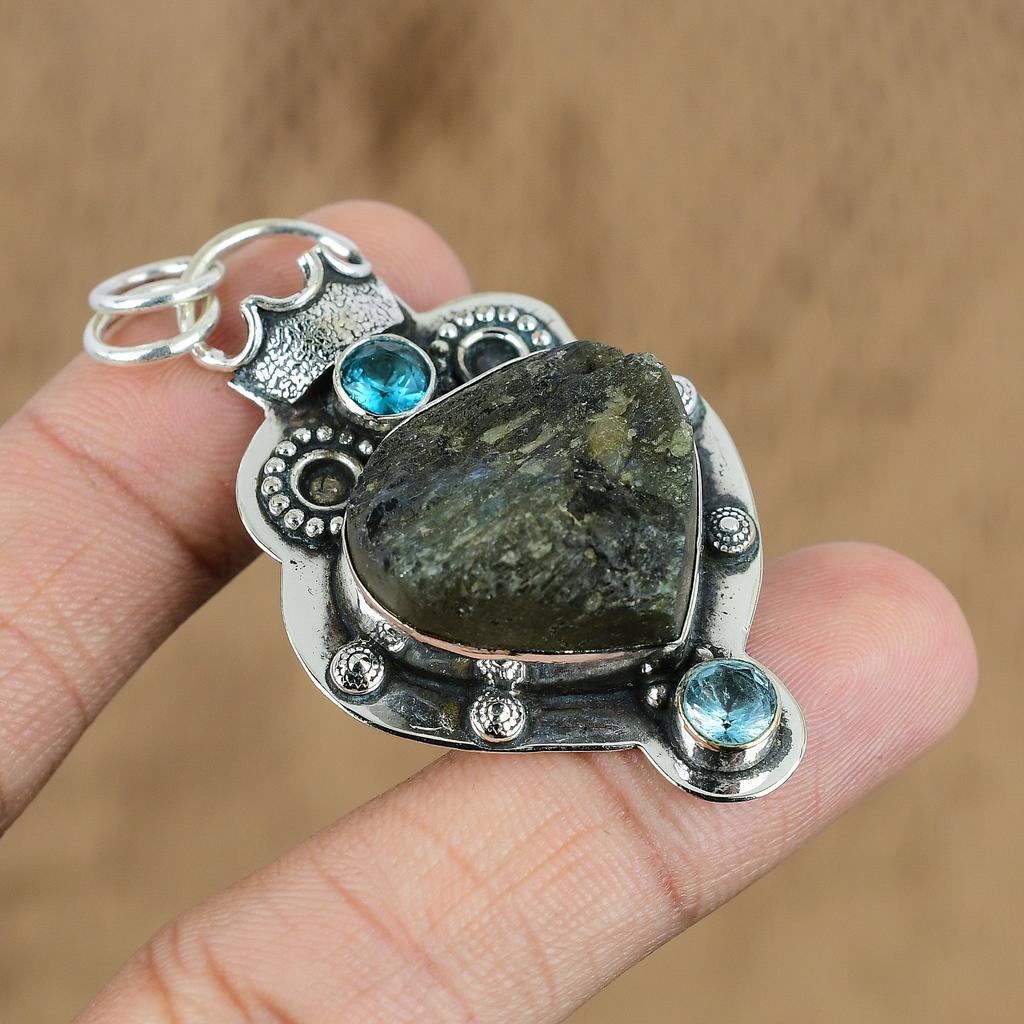 Wedding Gift For Her 925 Silver Natural Labradorite Rough Gemstone Pendant