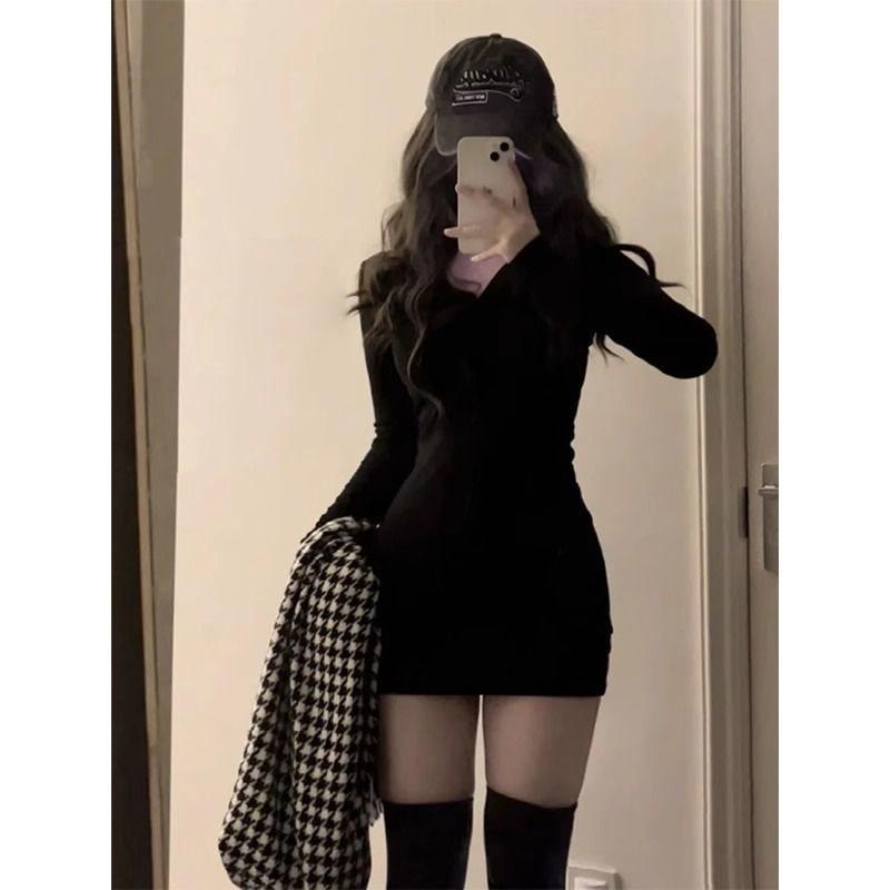 

V-Neck Hip-Hugging Petite Dress: Long-Sleeved, Short Skirt for Spring & Summer Women