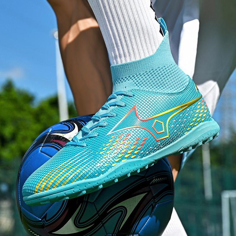 High Quality Men Football Shoes Indoor Fast Professional Football Field Boots Training Non-Slip Soccer Shoes Comfortable Sneaker
