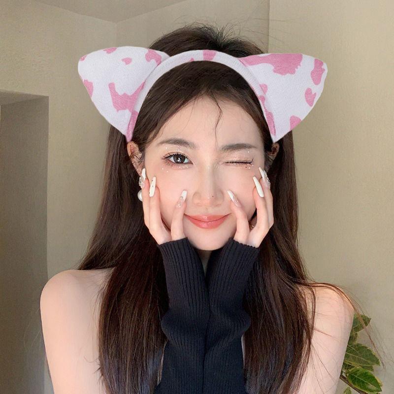 Cute Cartoon Cow Horn Headband Soft Fabric Elastic Design for Kids Teens and Adults Anime Lover Cosplay Event Accessory