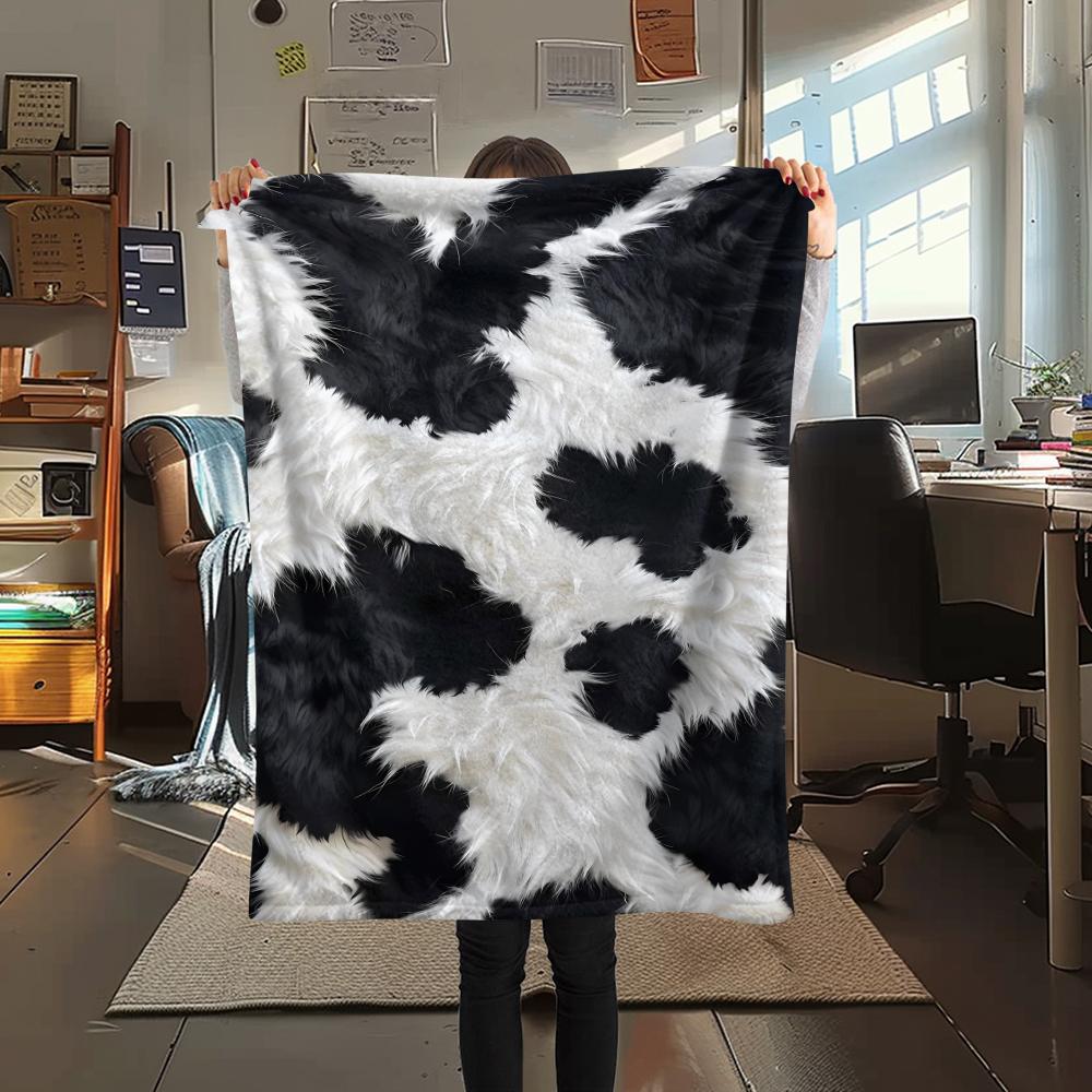 1Pc Rustic Cowhide Style Print Flannel Blanket, High Quality Comfortable for All Seasons, Home Decor, Warmth and Comfort, Perfect for Gifts